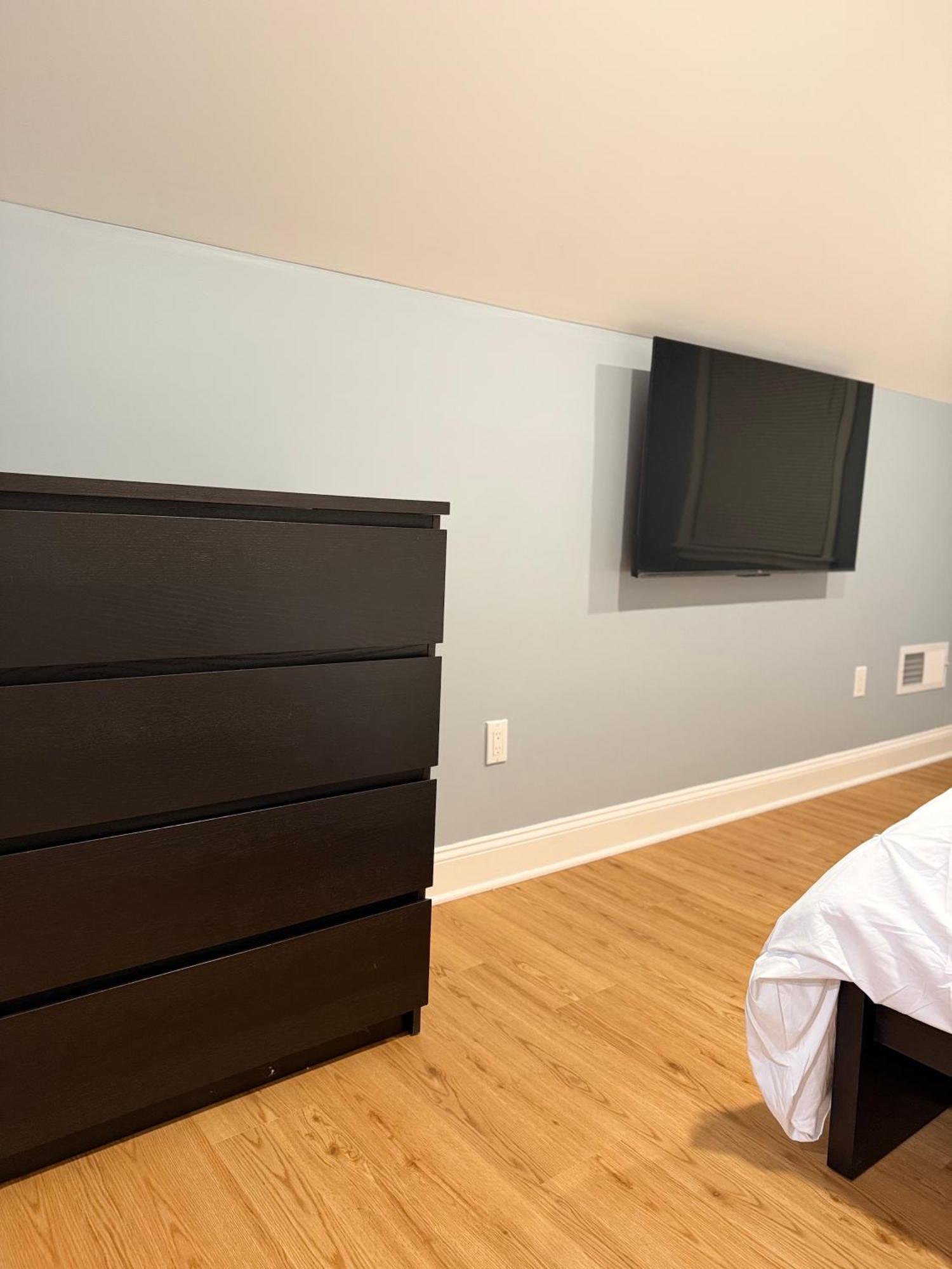 Broad Street Duplex *